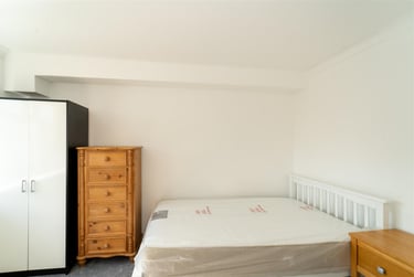 4 bed flat, Meriden Road, University of Portsmouth, Portsmouth, PO54DE - Image 13